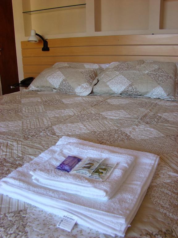 Hotel Punta Lavalle San Luis Extérieur photo